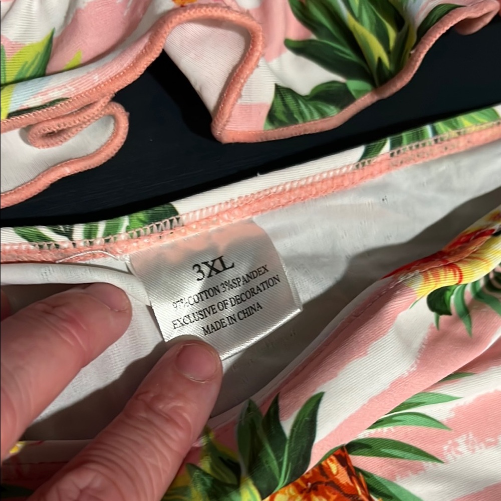 Tropical Pink Ruffle Bikini Set - Picture 2 of 3